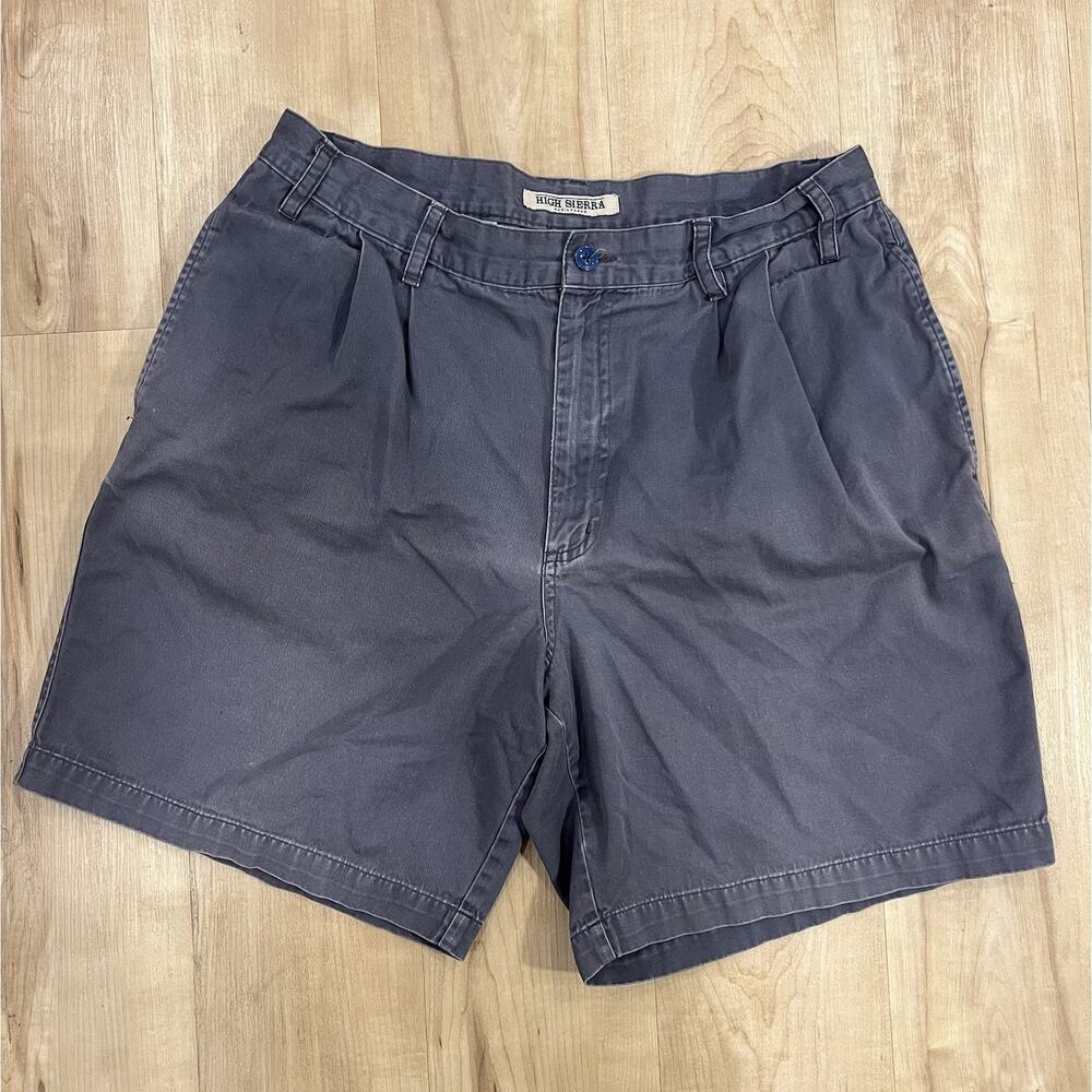 High Sierra Mens Denim Shorts Blue Pleated Front Pockets 100% Cotton SIZE 34